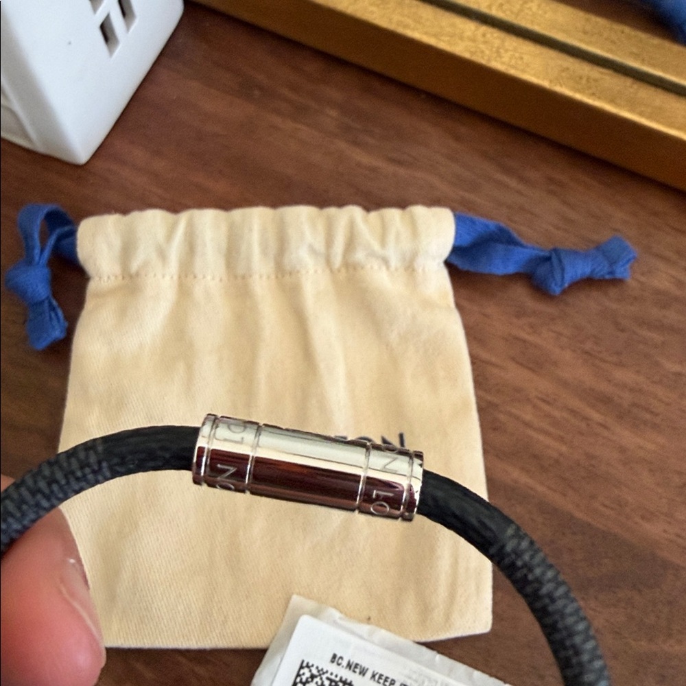 Louis Vuitton keep it bracelet with Silver Clasp size 19 - Picture 10 of 13